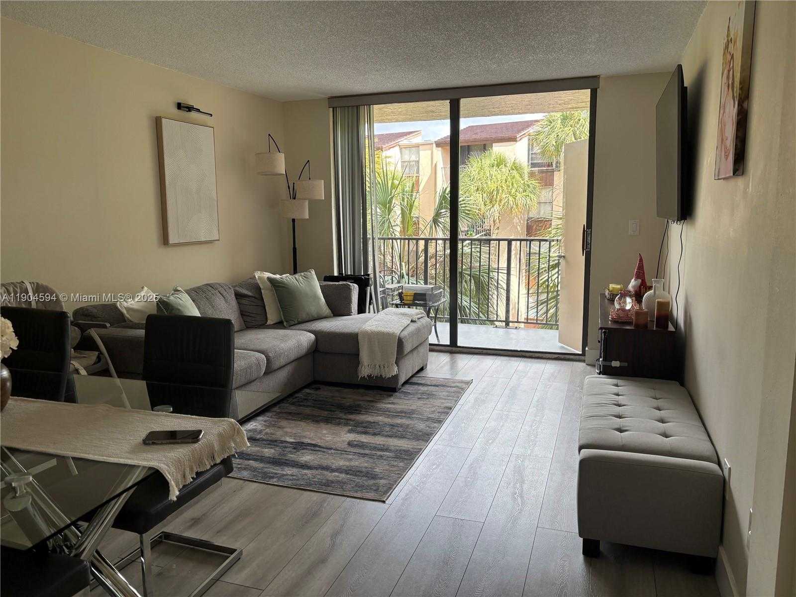 Small Image of 14525 NORTH KENDALL DR #307J, Miami Number 11
