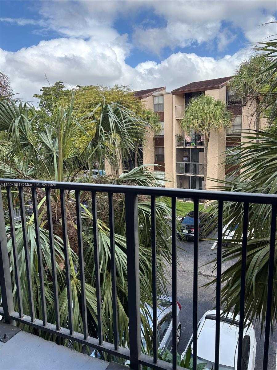 Small Image of 14525 NORTH KENDALL DR #307J, Miami Number 21