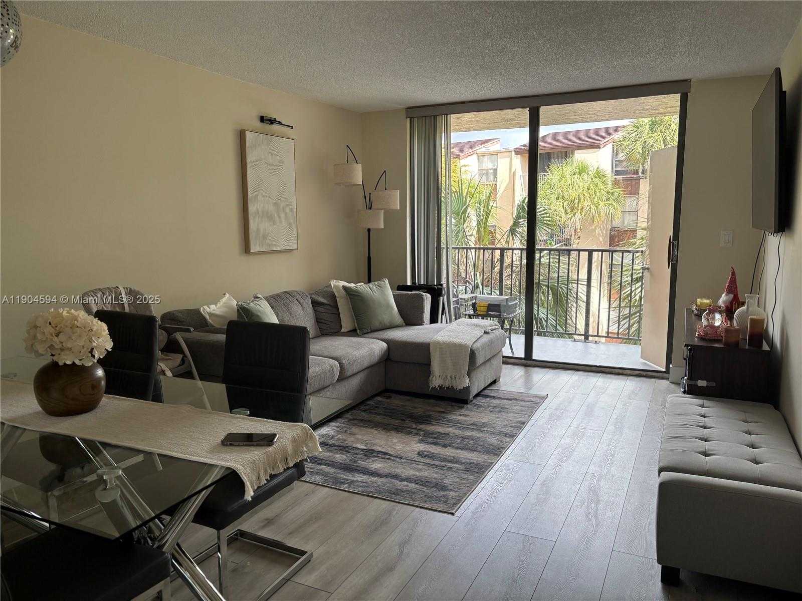 Small Image of 14525 NORTH KENDALL DR #307J, Miami Number 8
