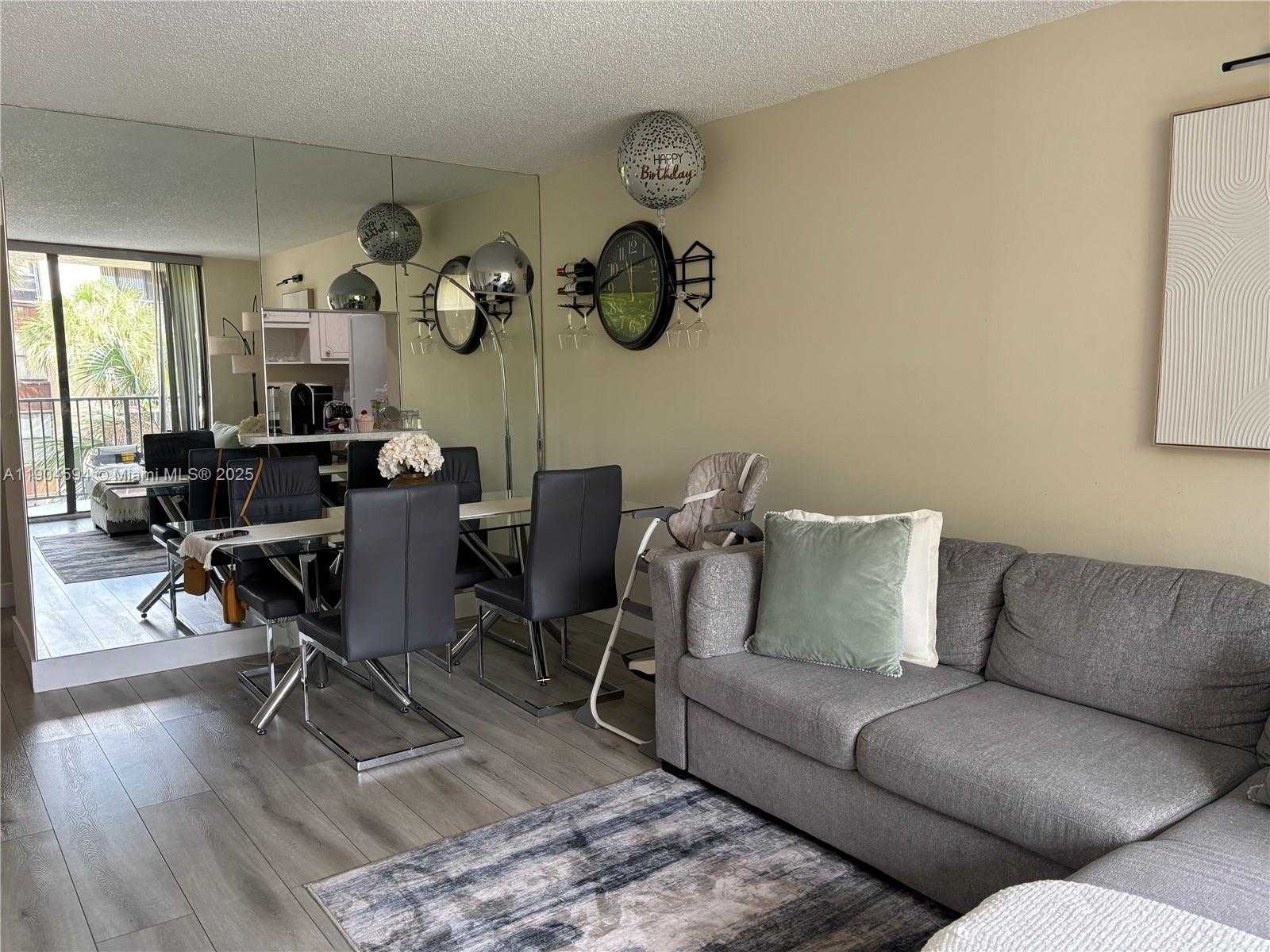 Small Image of 14525 NORTH KENDALL DR #307J, Miami Number 9