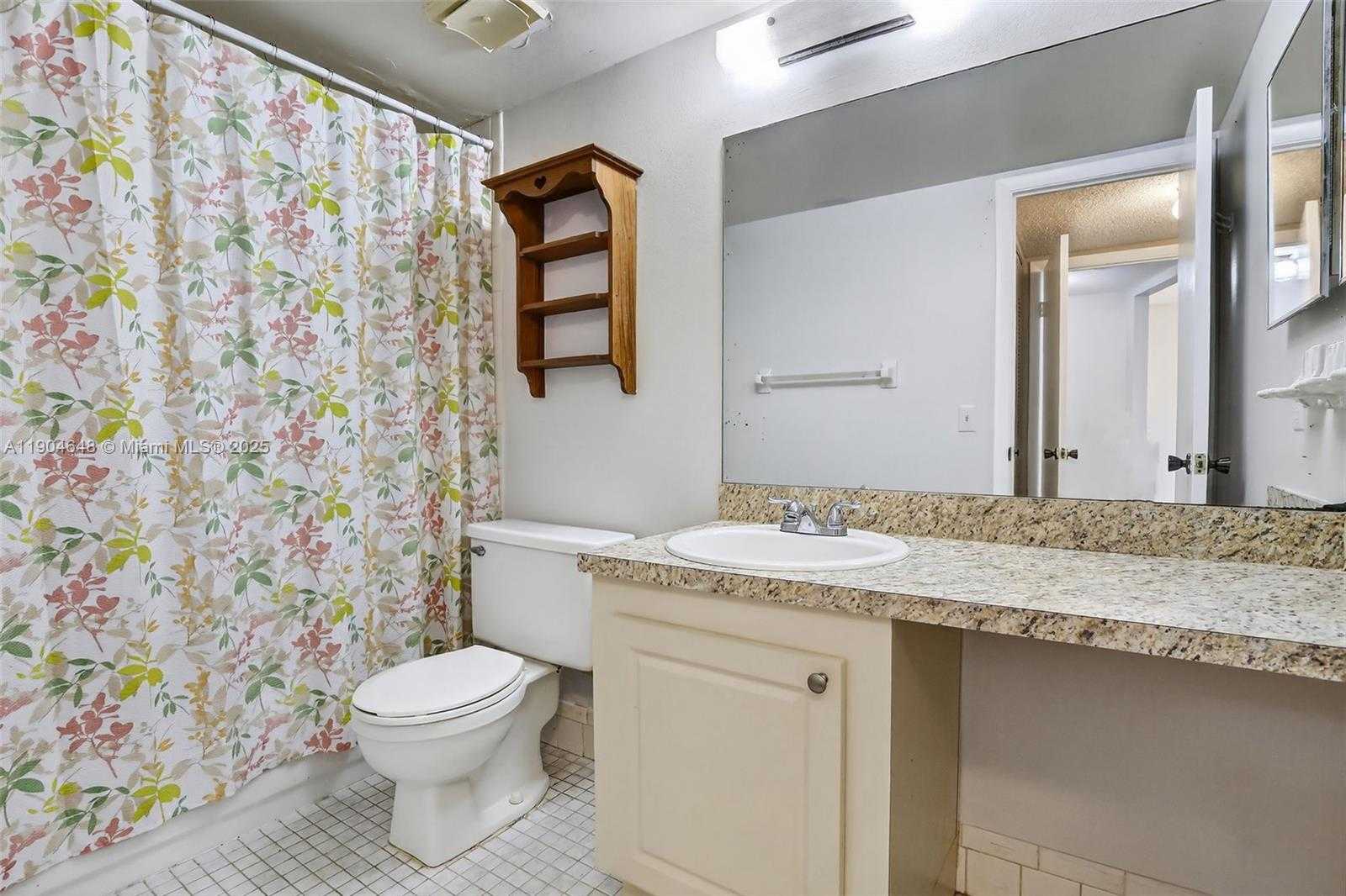 Small Image of 6500 CYPRESS RD #410, Plantation Number 17