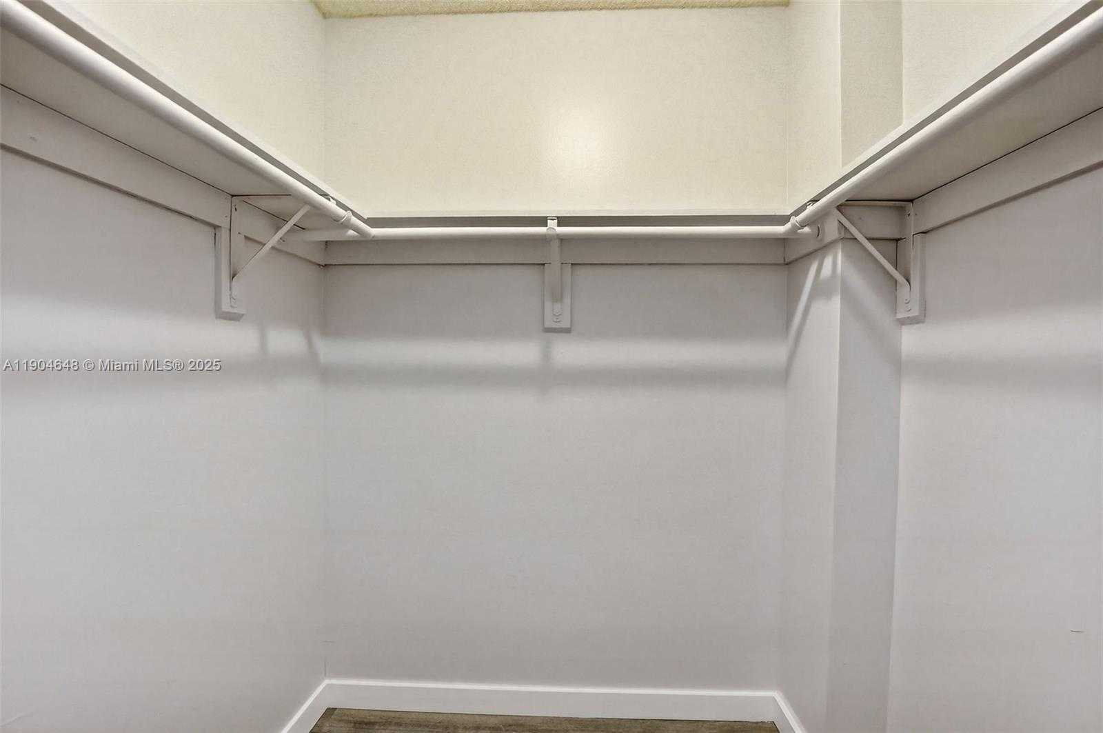 Small Image of 6500 CYPRESS RD #410, Plantation Number 18