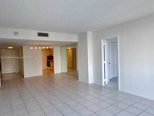 Small Image of 3675 NORTH COUNTRY CLUB DR #210, Aventura Number 10