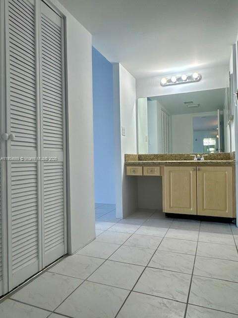 Small Image of 3675 NORTH COUNTRY CLUB DR #210, Aventura Number 19
