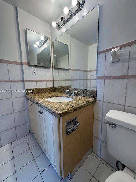 Small Image of 3675 NORTH COUNTRY CLUB DR #210, Aventura Number 21