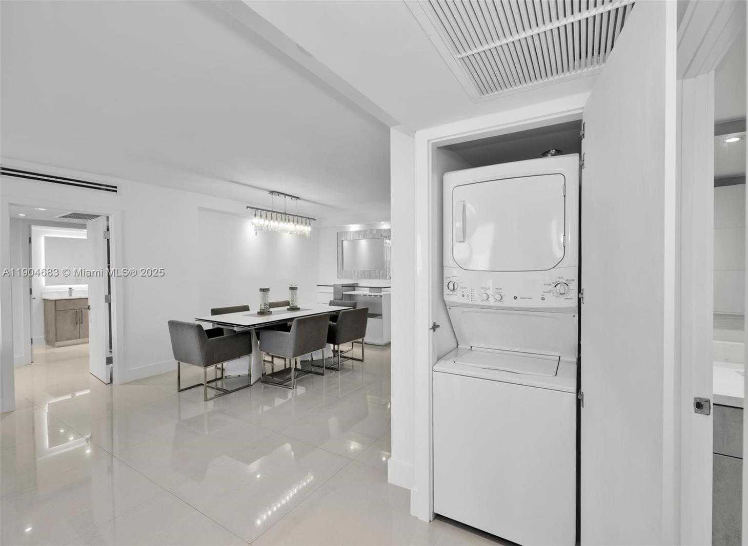 Small Image of 3140 SOUTH OCEAN DR #1011, Hallandale Beach Number 27