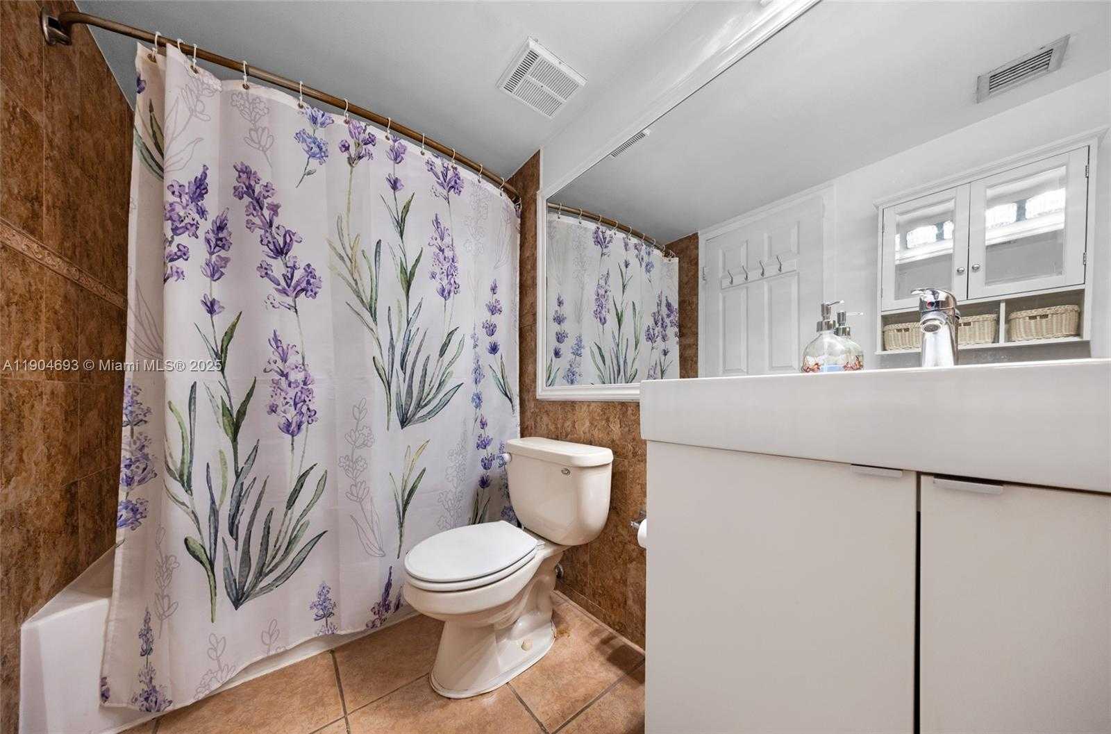 Small Image of 7601 EAST TREASURE DR #1021, North Bay Village Number 24