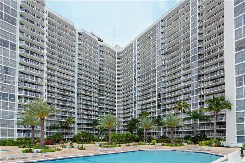 Small Image of 7601 EAST TREASURE DR #1021, North Bay Village Number 33