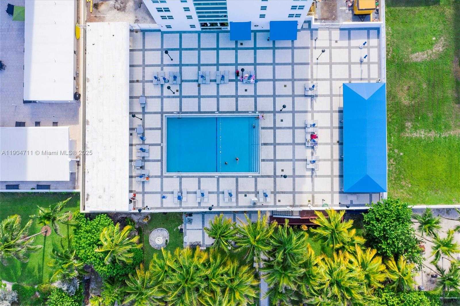 Small Image of 5001 COLLINS AVE #11F, Miami Beach Number 37