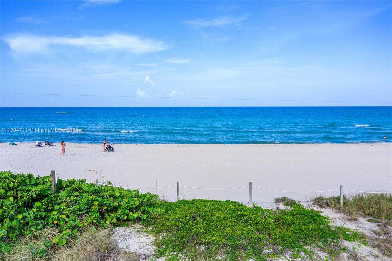 Small Image of 5001 COLLINS AVE #11F, Miami Beach Number 39