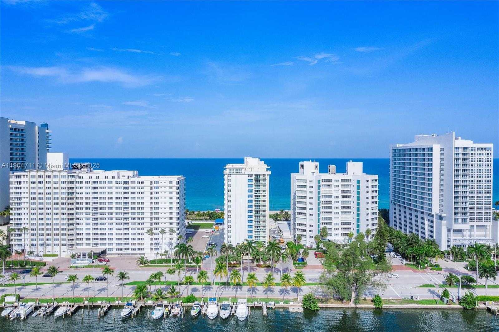 Small Image of 5001 COLLINS AVE #11F, Miami Beach Number 42