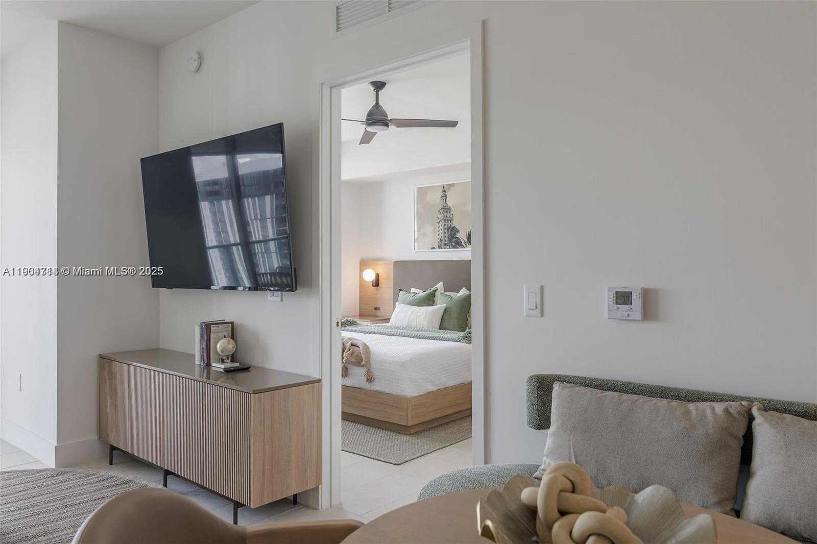 Small Image of 159 NORTH EAST 6TH ST #2404, Miami Number 14