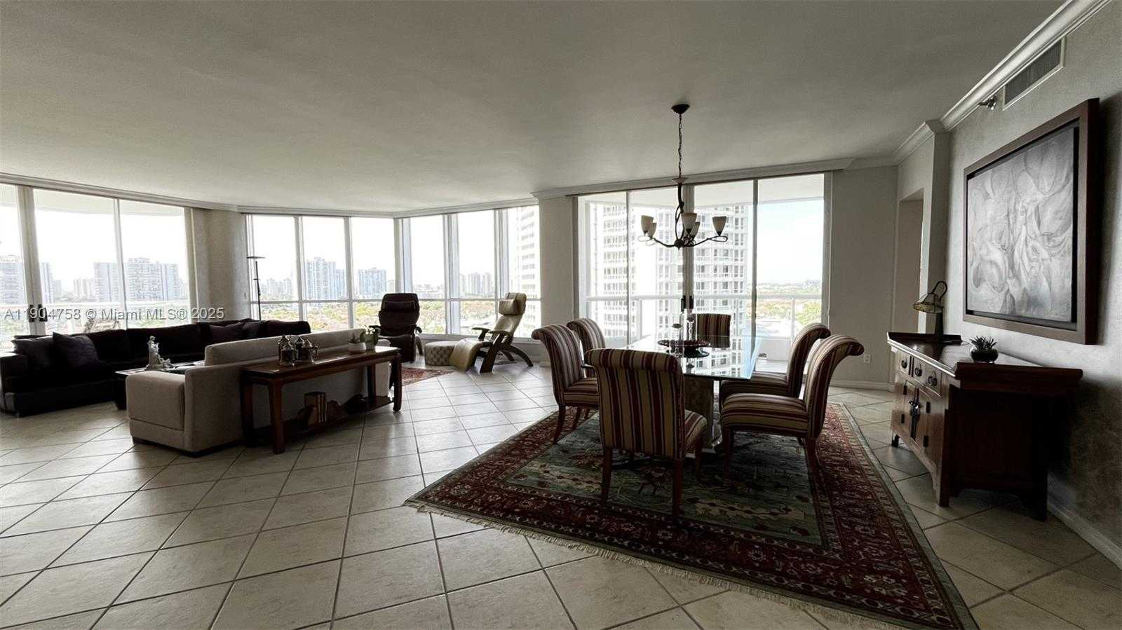 Small Image of 21150 POINT PL #1202, Aventura Number 14