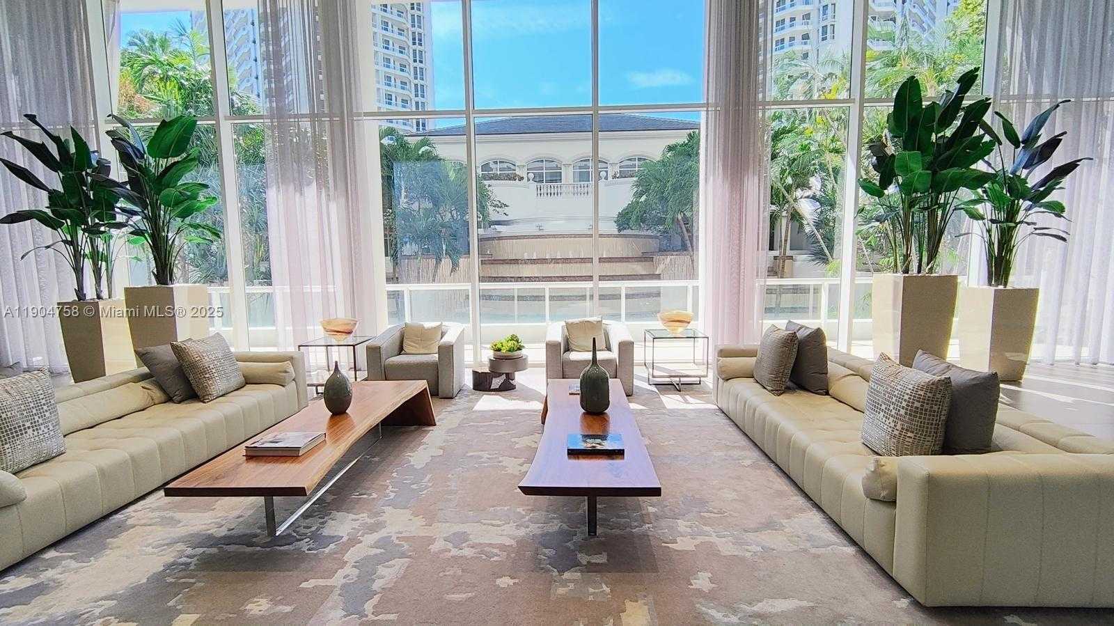 Small Image of 21150 POINT PL #1202, Aventura Number 7