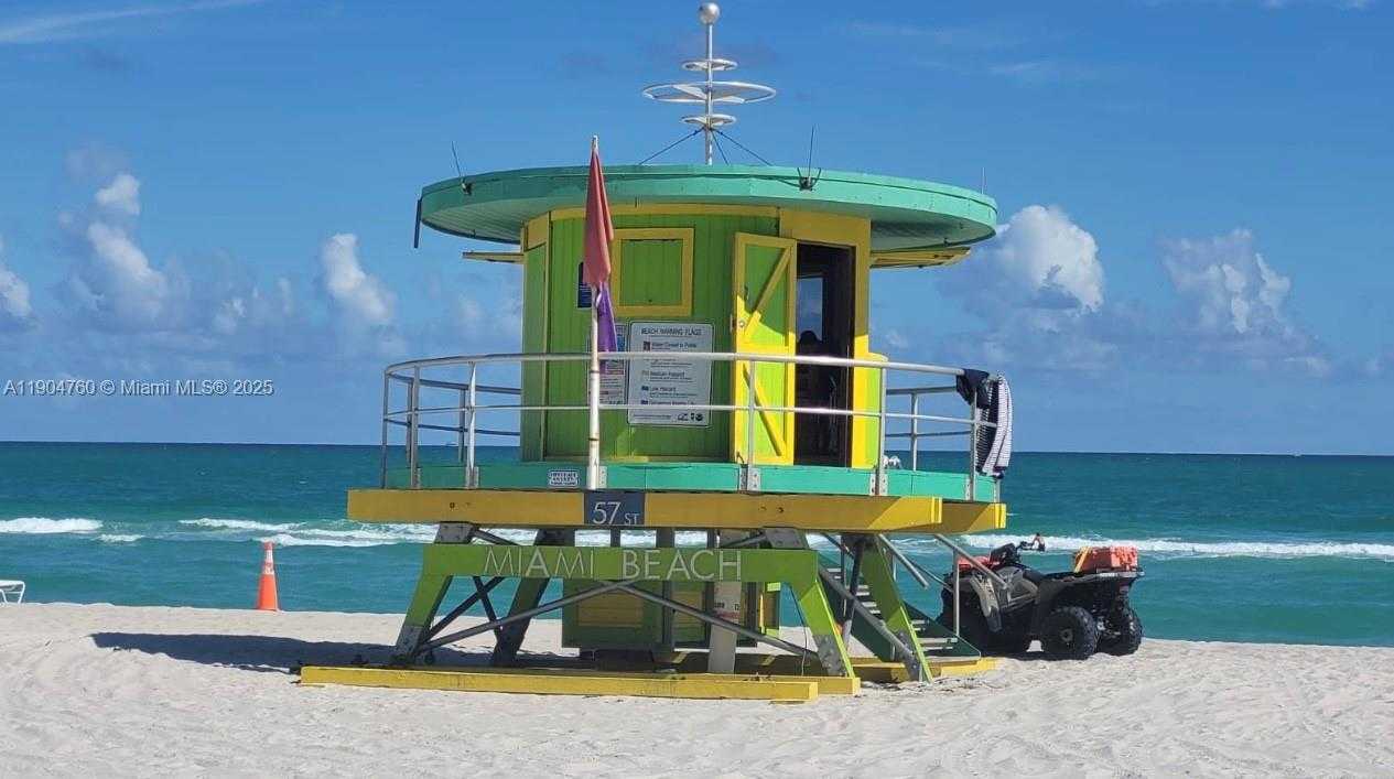 Small Image of 5700 COLLINS AVE #5L, Miami Beach Number 26