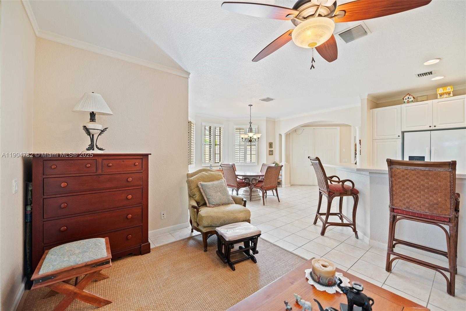 Small Image of 1634 PASSION VINE CIR #31-2, Weston Number 11