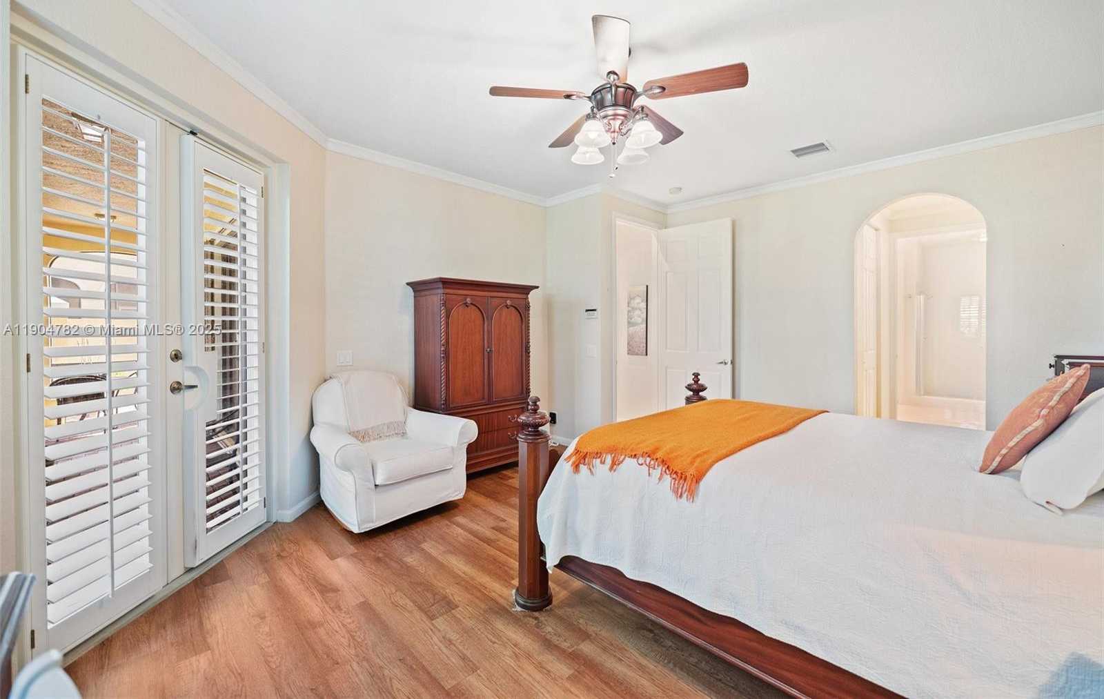 Small Image of 1634 PASSION VINE CIR #31-2, Weston Number 13