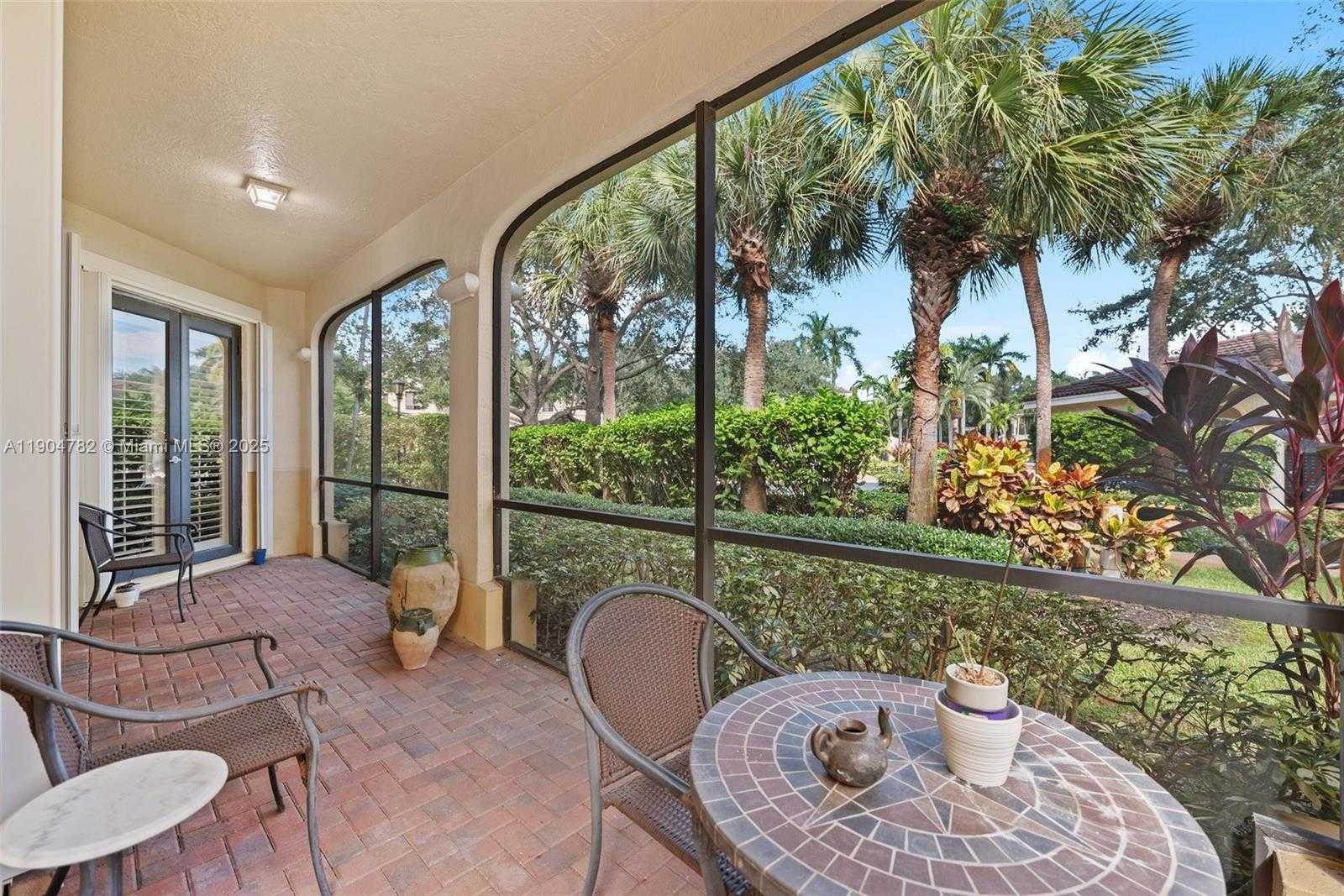 Small Image of 1634 PASSION VINE CIR #31-2, Weston Number 21