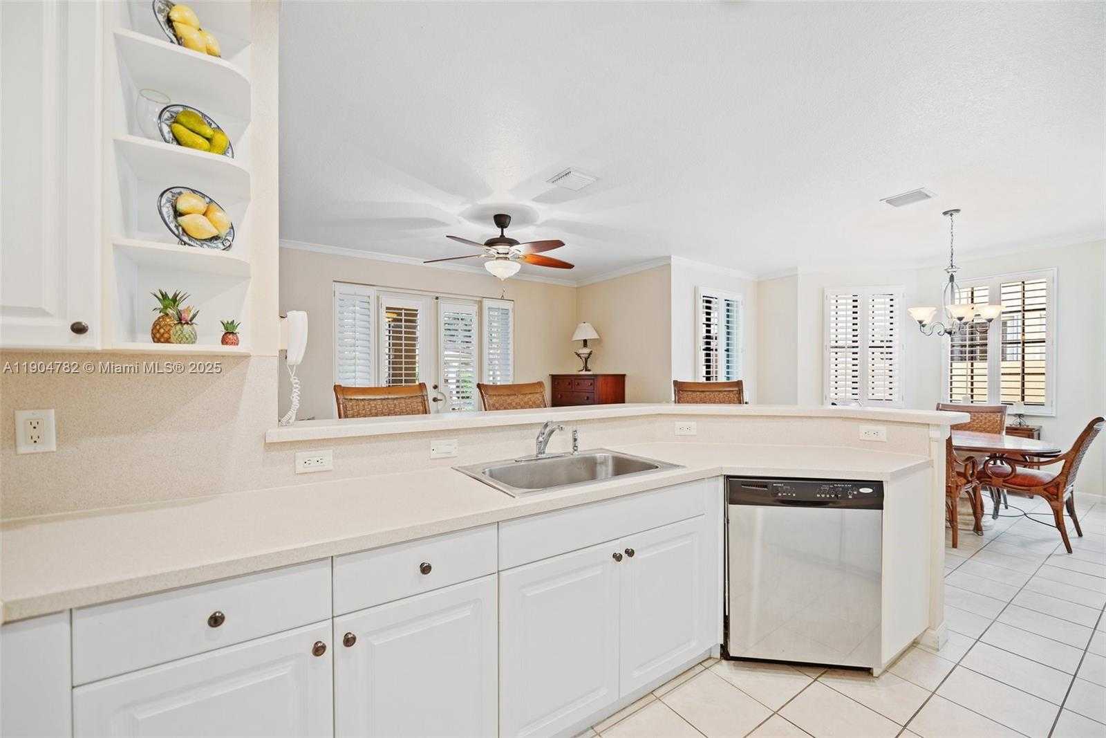 Small Image of 1634 PASSION VINE CIR #31-2, Weston Number 8