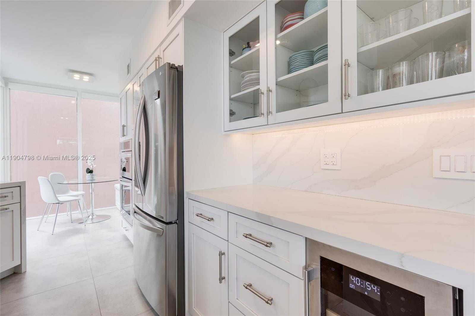 Small Image of 3370 HIDDEN BAY DR #303, Aventura Number 18