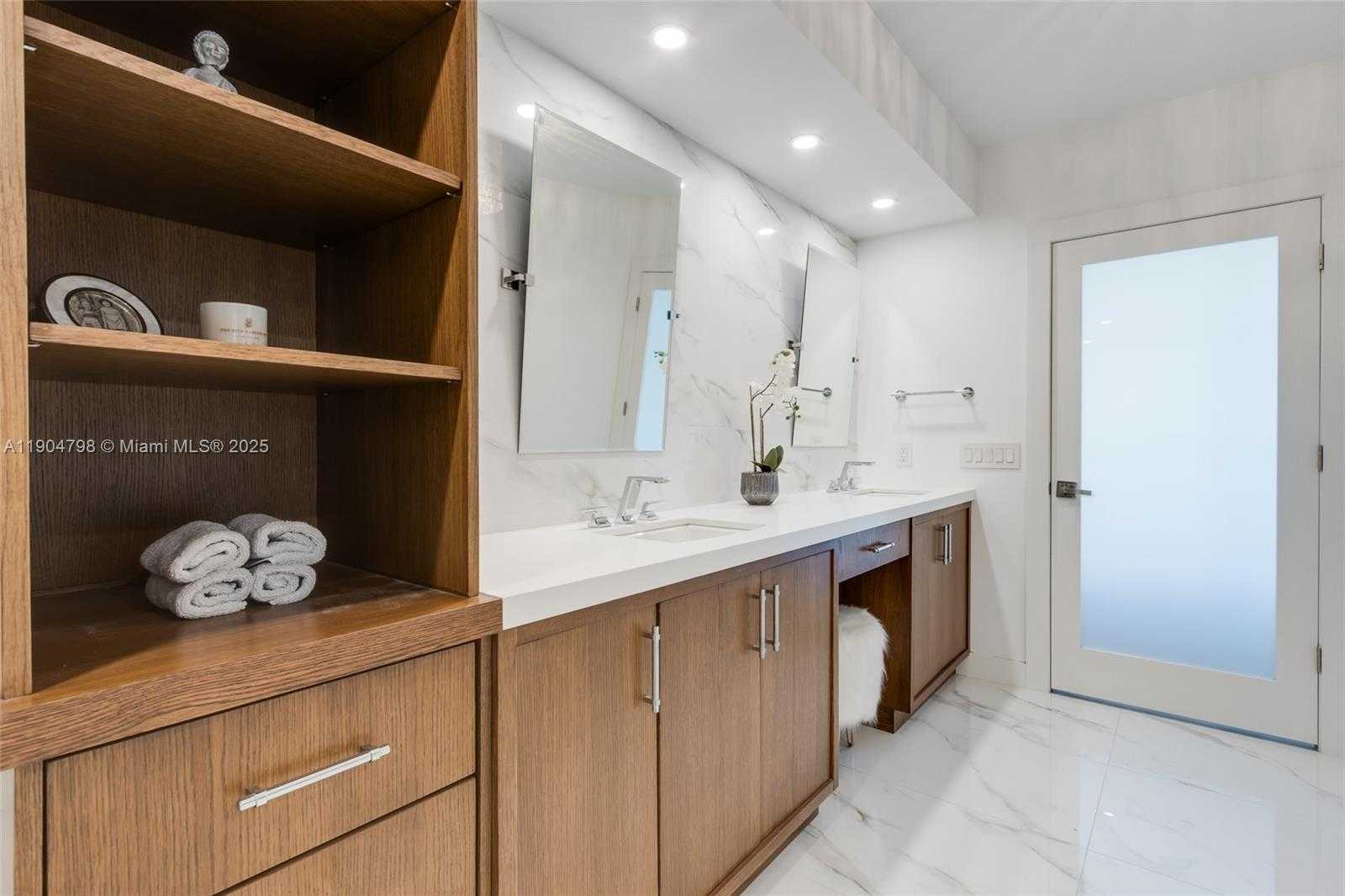 Small Image of 3370 HIDDEN BAY DR #303, Aventura Number 24