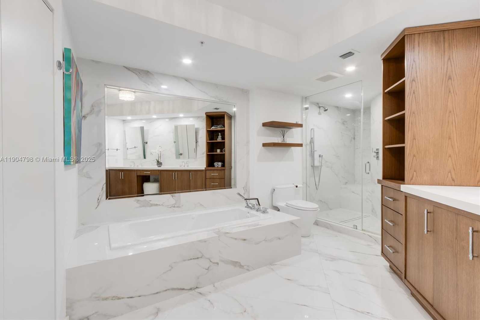 Small Image of 3370 HIDDEN BAY DR #303, Aventura Number 26