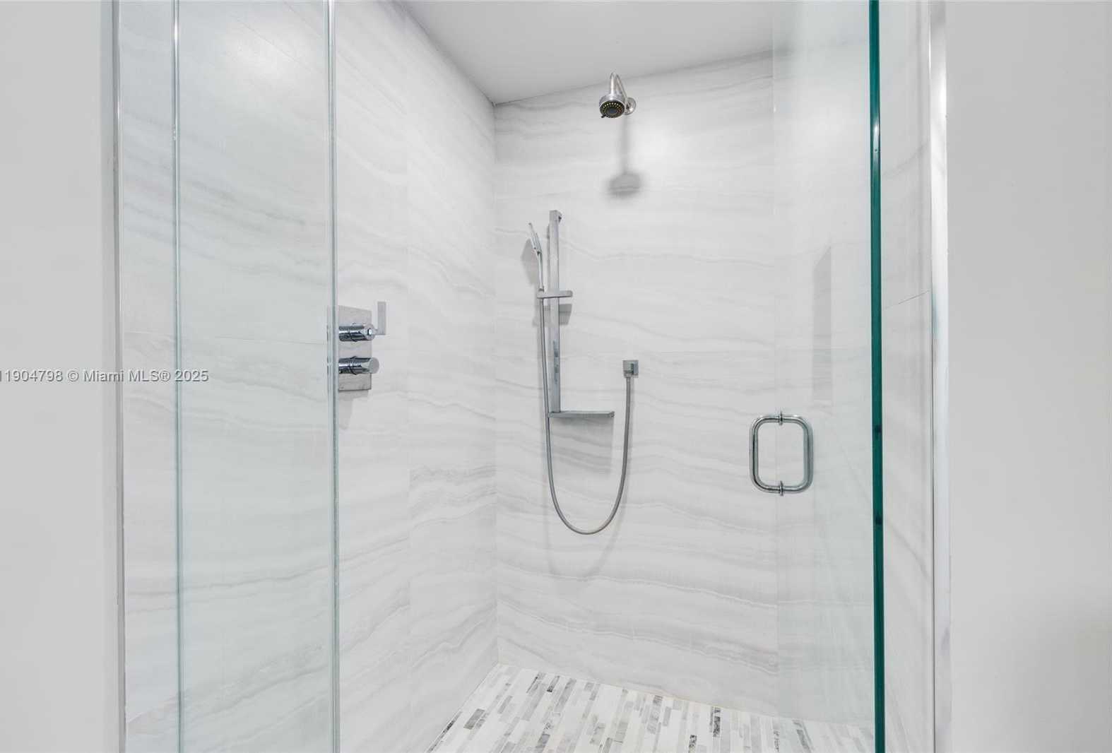 Small Image of 3370 HIDDEN BAY DR #303, Aventura Number 29