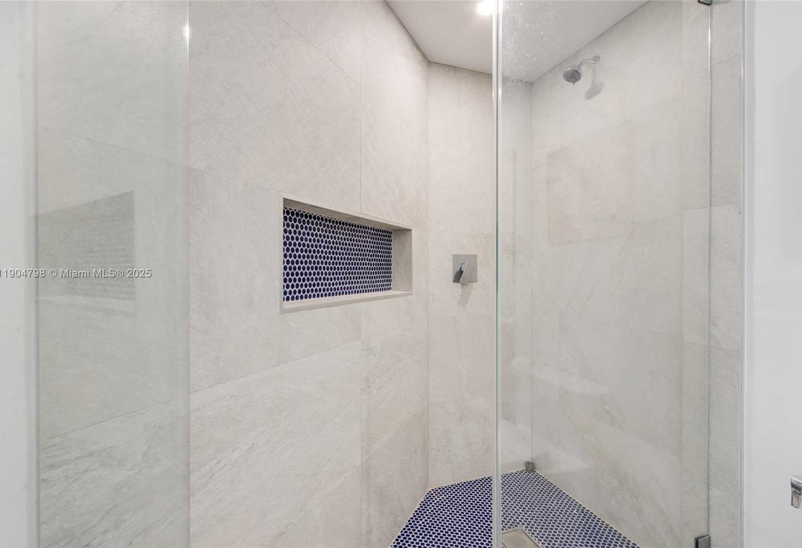 Small Image of 3370 HIDDEN BAY DR #303, Aventura Number 35