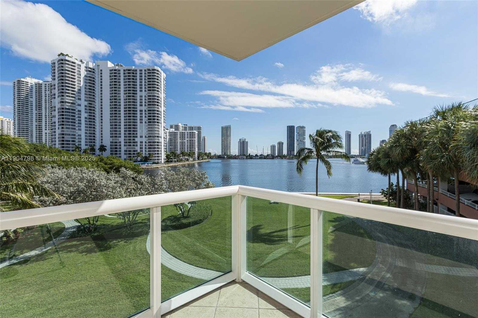 Small Image of 3370 HIDDEN BAY DR #303, Aventura Number 38