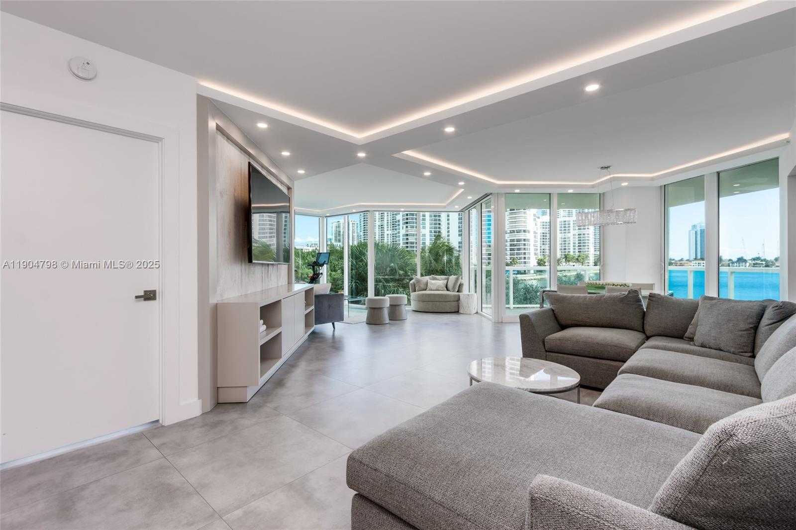 Small Image of 3370 HIDDEN BAY DR #303, Aventura Number 5