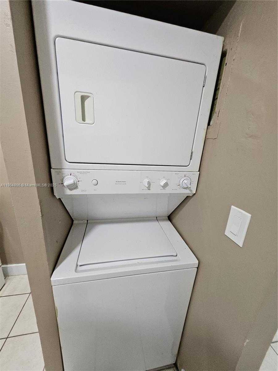 Small Image of 7490 MIAMI LAKES DR #A108, Miami Lakes Number 12