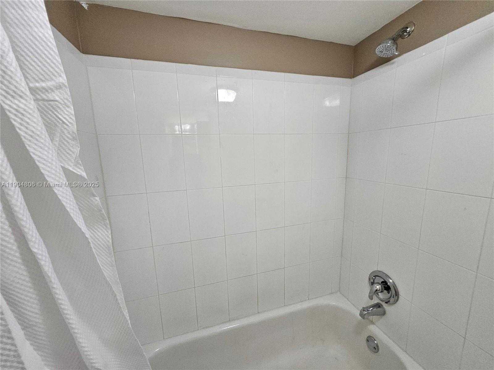 Small Image of 7490 MIAMI LAKES DR #A108, Miami Lakes Number 16