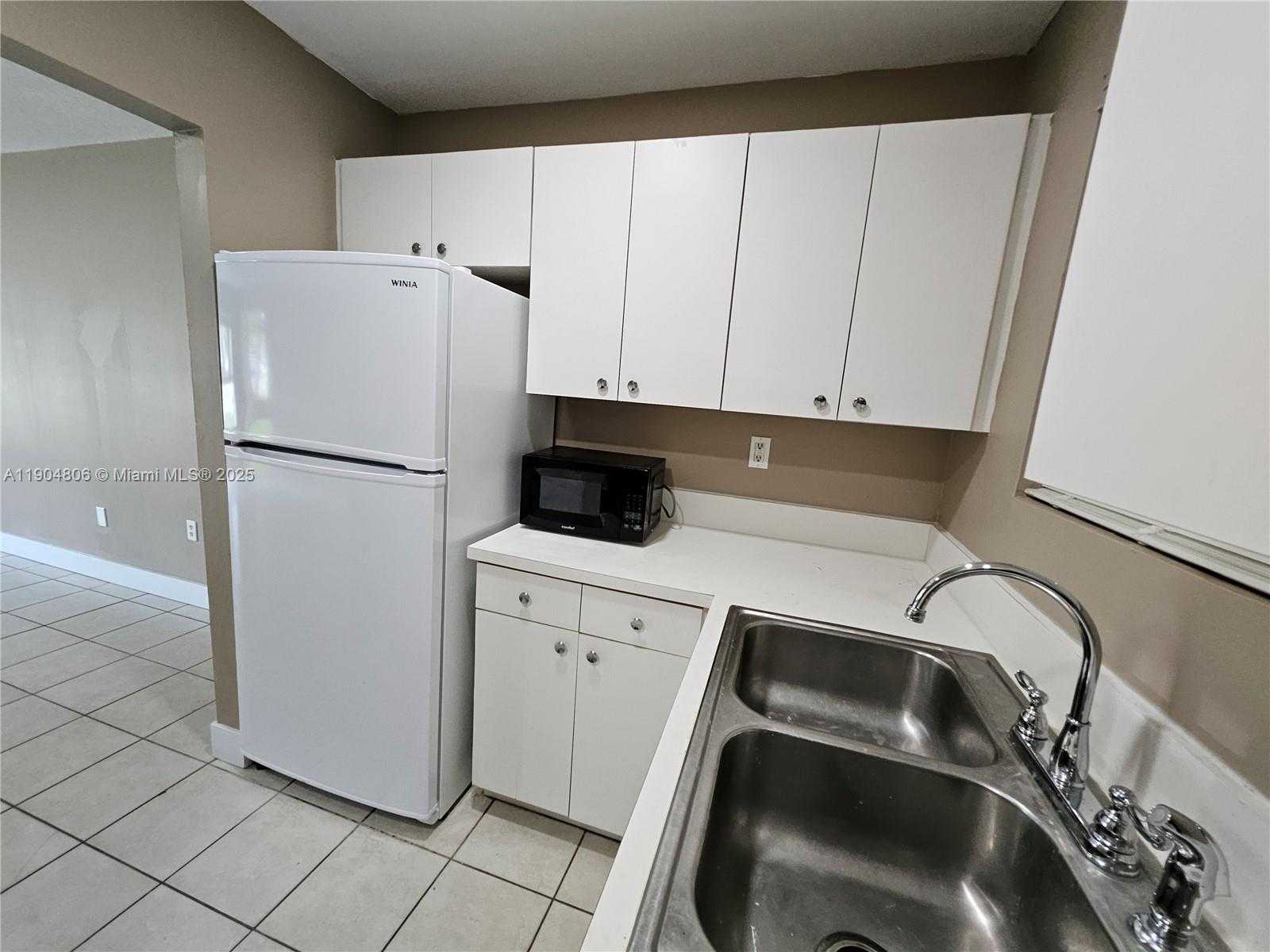 Small Image of 7490 MIAMI LAKES DR #A108, Miami Lakes Number 19