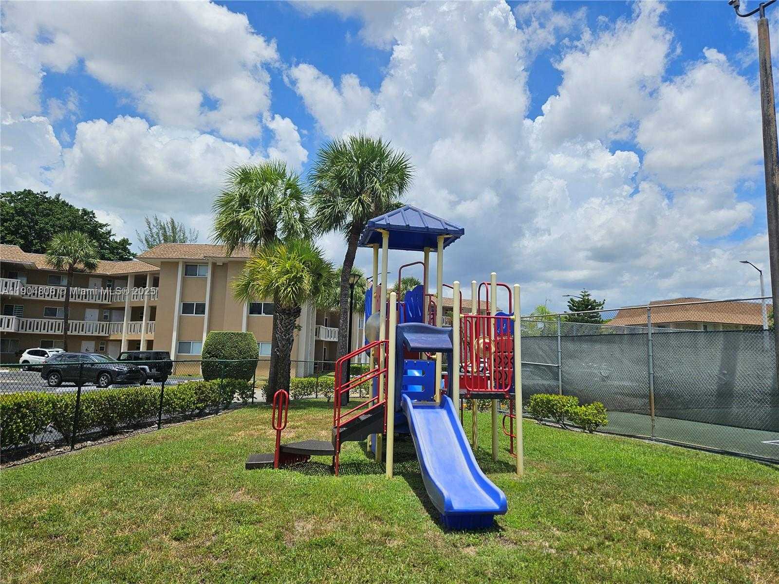 Small Image of 7490 MIAMI LAKES DR #A108, Miami Lakes Number 25