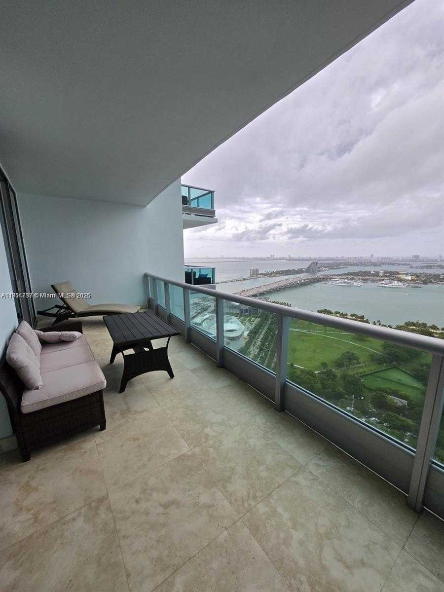 Small Image of 900 BISCAYNE BLVD #3902, Miami Number 13