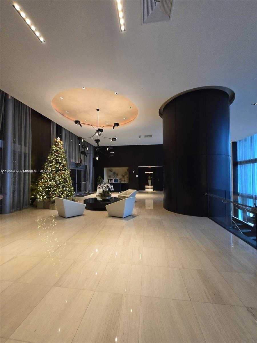 Small Image of 900 BISCAYNE BLVD #3902, Miami Number 3