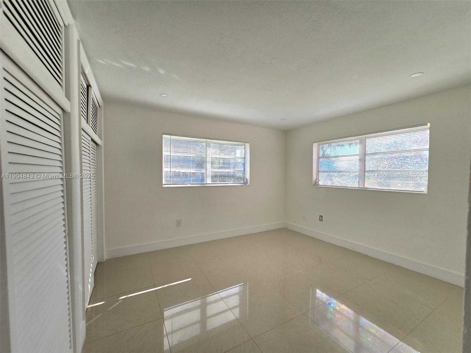 Small Image of 7520 SOUTH WEST 82ND ST #G118, Miami Number 14