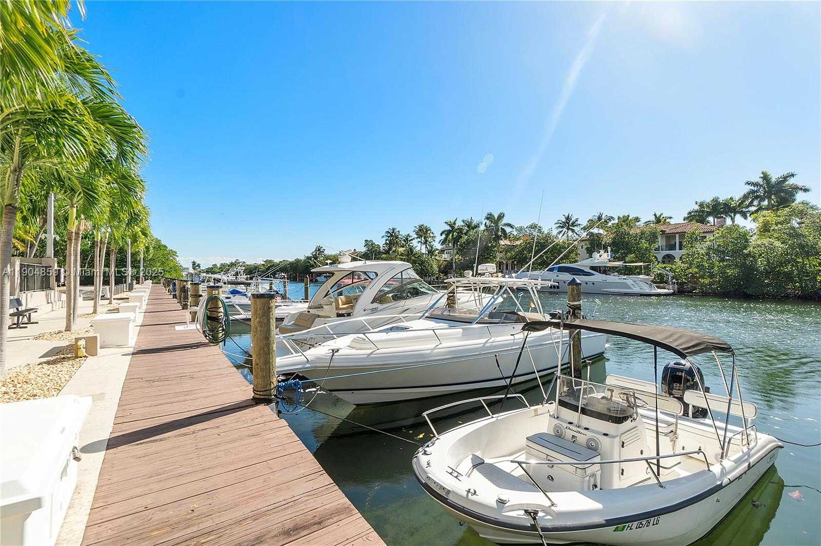 Small Image of 90 EDGEWATER DR #PH23, Coral Gables Number 19