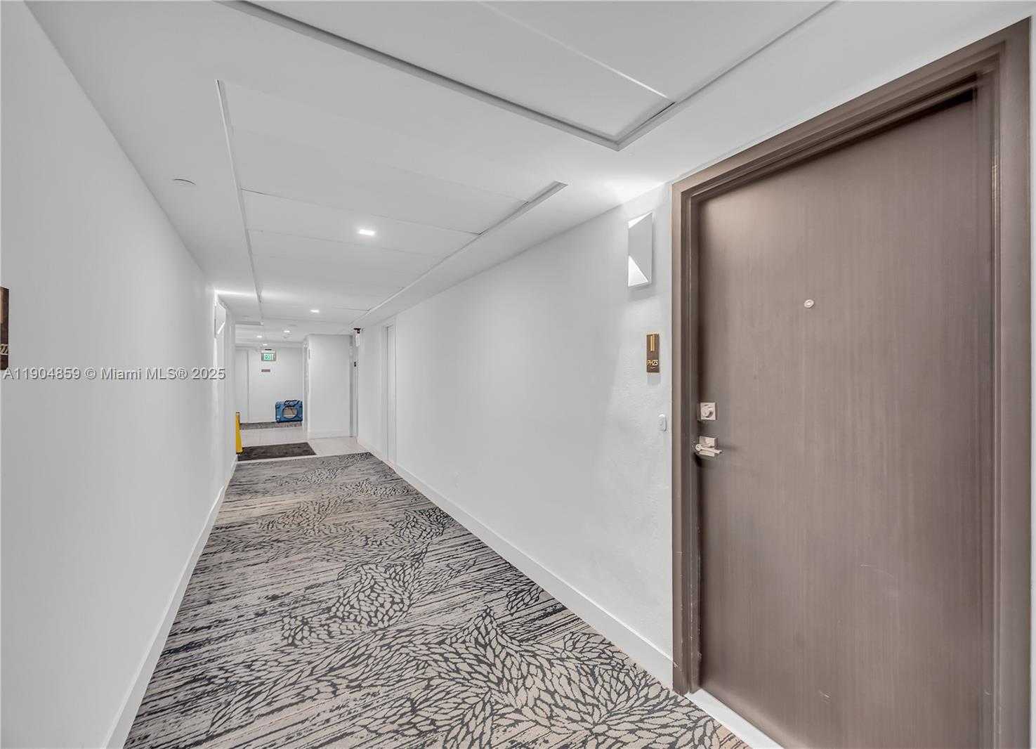 Small Image of 90 EDGEWATER DR #PH23, Coral Gables Number 5