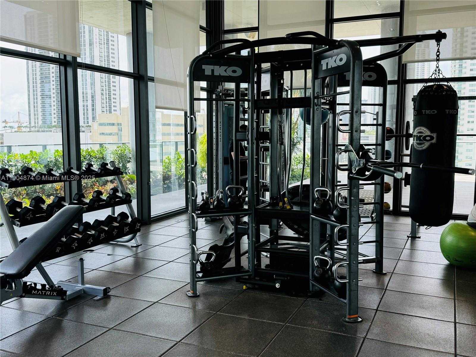 Imagen de Pequeño Objeto