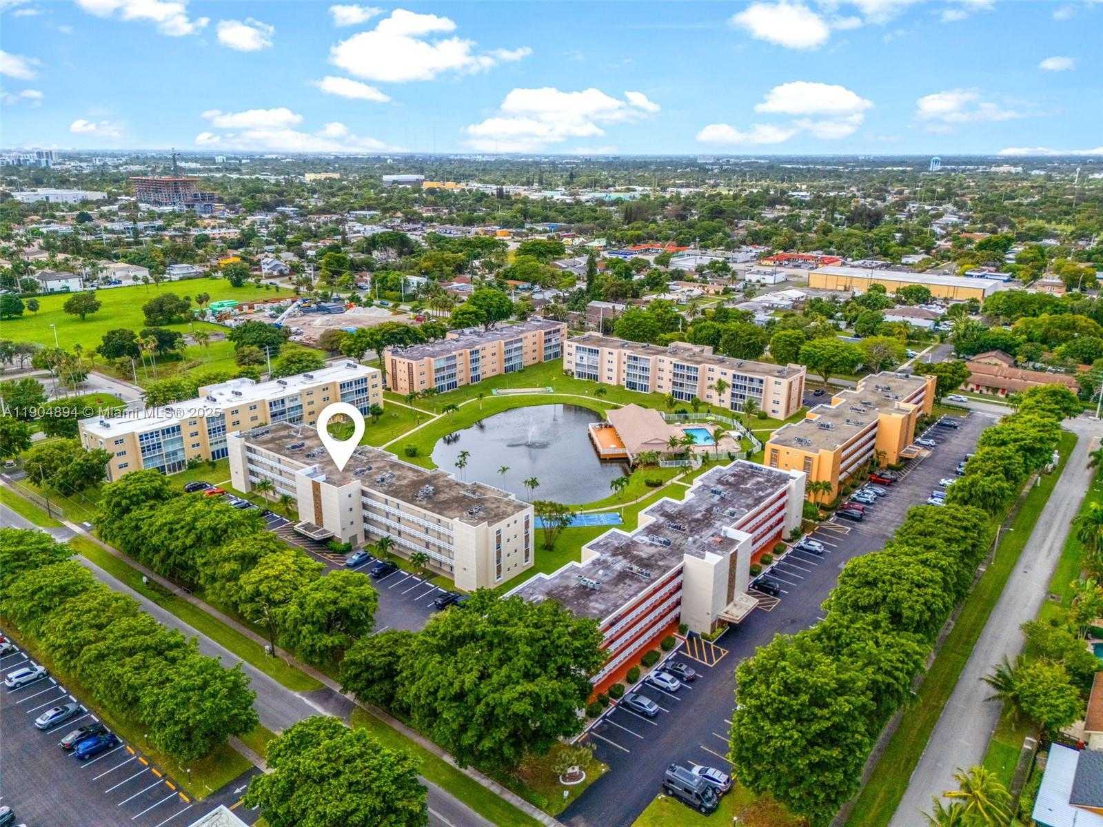 Small Image of 1024 SOUTH EAST 3RD AVE #301, Dania Beach Number 12