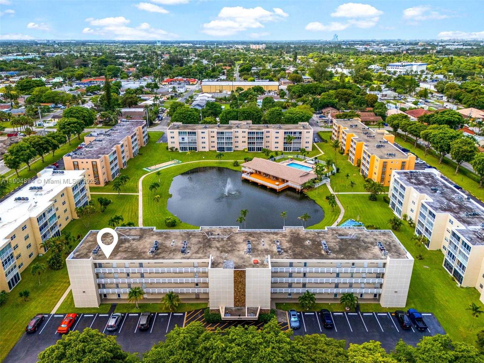 Small Image of 1024 SOUTH EAST 3RD AVE #301, Dania Beach Number 9