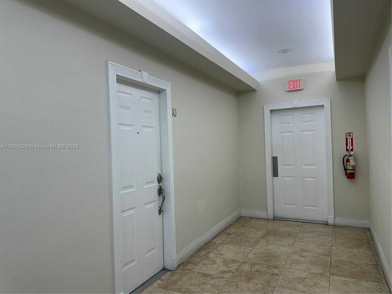 Small Image of 223 CALABRIA AVE #10, Coral Gables Number 3