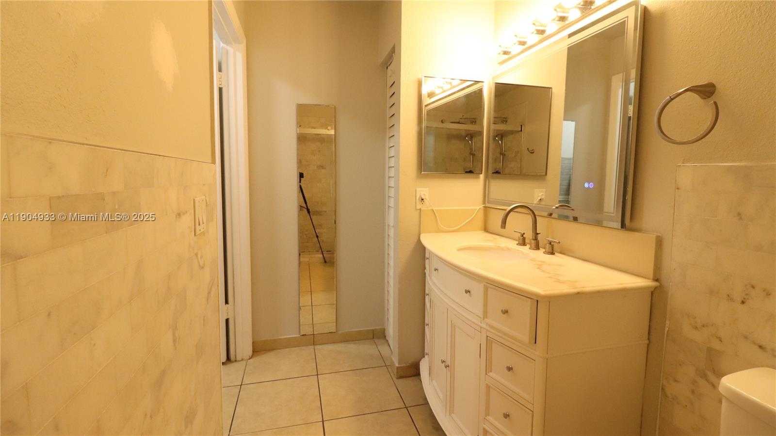 Small Image of 2846 SOUTH UNIVERSITY DR #4104, Davie Number 13