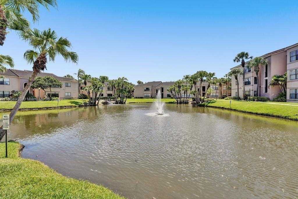 Small Image of 2846 SOUTH UNIVERSITY DR #4104, Davie Number 17