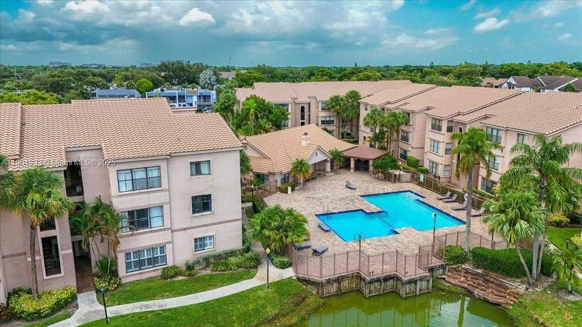 Small Image of 2846 SOUTH UNIVERSITY DR #4104, Davie Number 18