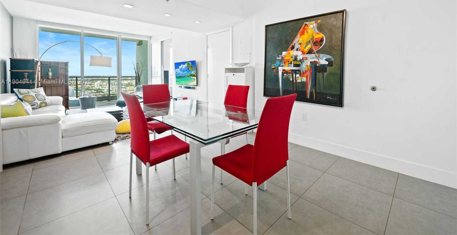 Small Image of 92 SOUTH WEST 3RD ST #3809, Miami Number 2