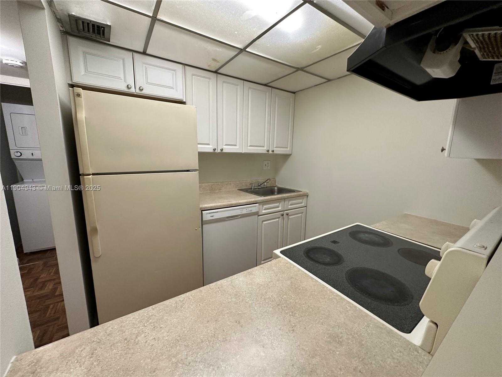 Small Image of 5995 WASHINGTON ST #232, Hollywood Number 2