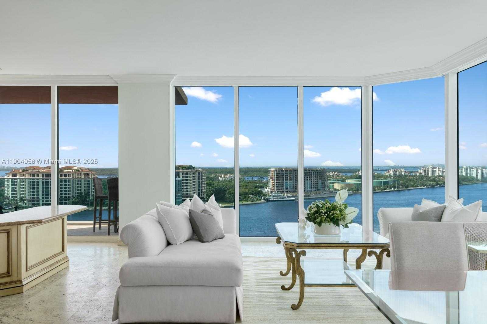 Small Image of 300 SOUTH POINTE DR #1603, Miami Beach Number 34