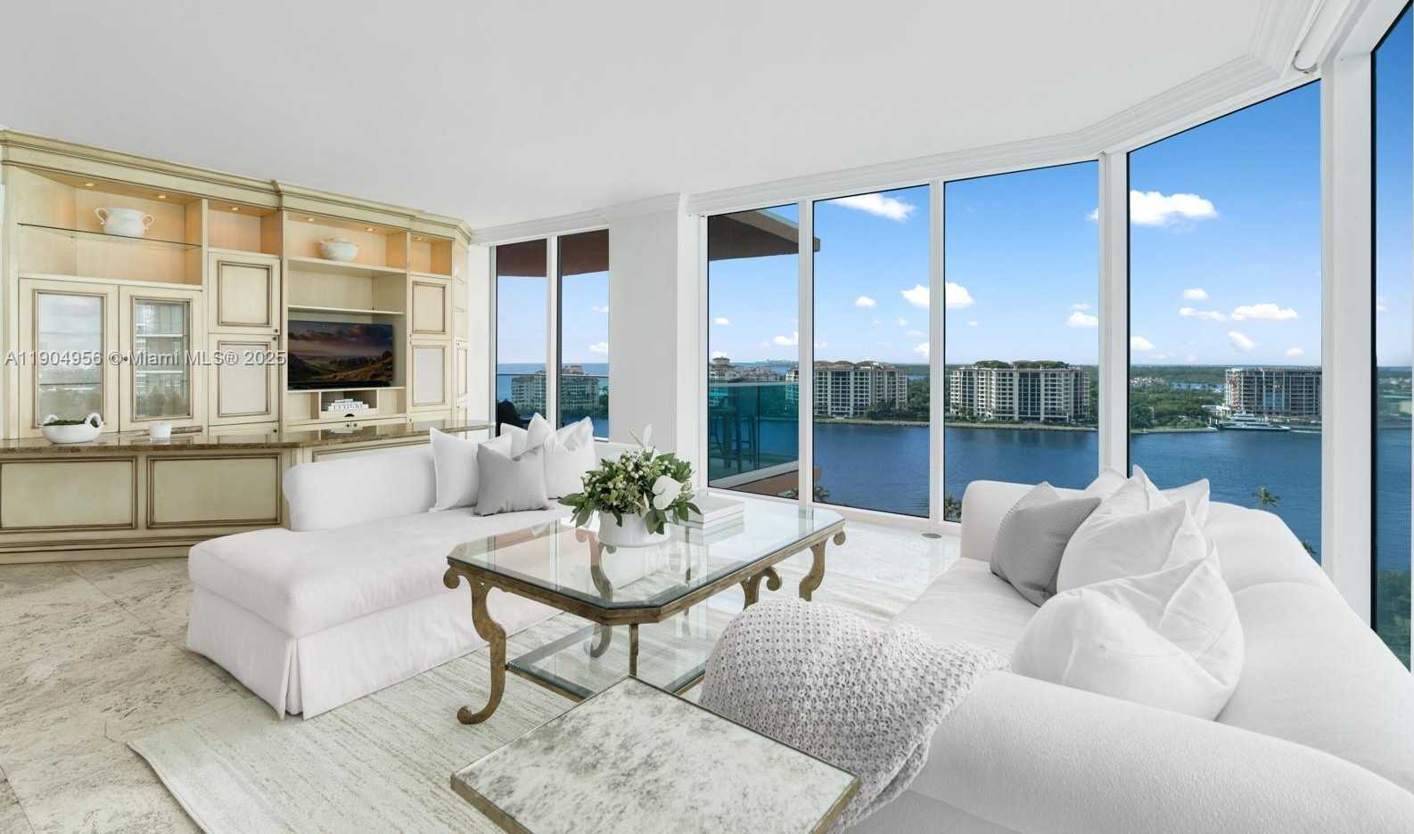 Small Image of 300 SOUTH POINTE DR #1603, Miami Beach Number 35
